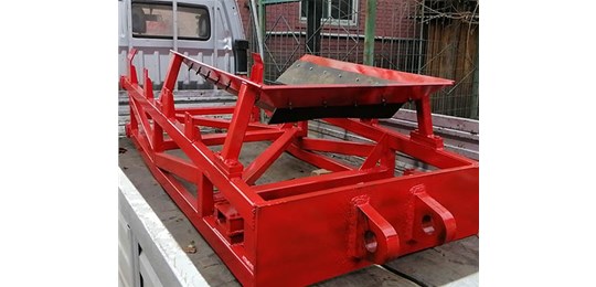 山西皮帶機(jī)配件廠家發(fā)貨現(xiàn)場(chǎng)：唯和達(dá)機(jī)械發(fā)往朔州的機(jī)尾架